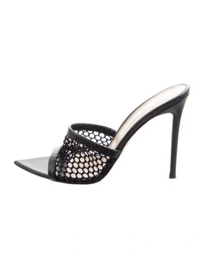 Pre-owned Gianvito Rossi Mesh Slides In White