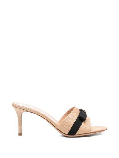 Gianvito Rossi 70mm Raffia Bow Mule Sandals In Brown