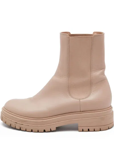 Pre-owned Gianvito Rossi Montey Chunky Sole Chelsea Boots In Neutral