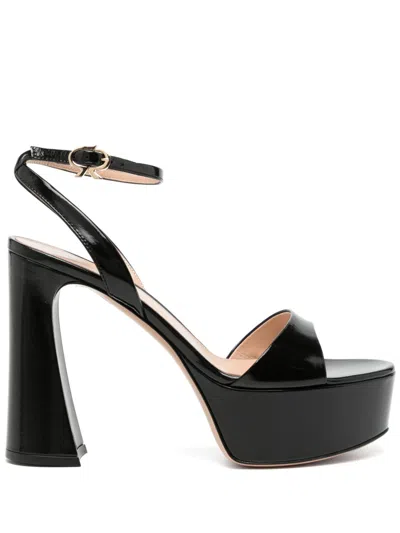 Gianvito Rossi Nancy Sandals In 黑色