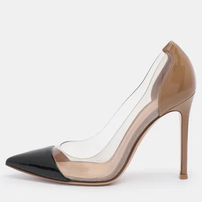 Pre-owned Gianvito Rossi Nude/black Patent Leather And Pvc Plexi Pointed Toe Pumps Size 35 In Transparent