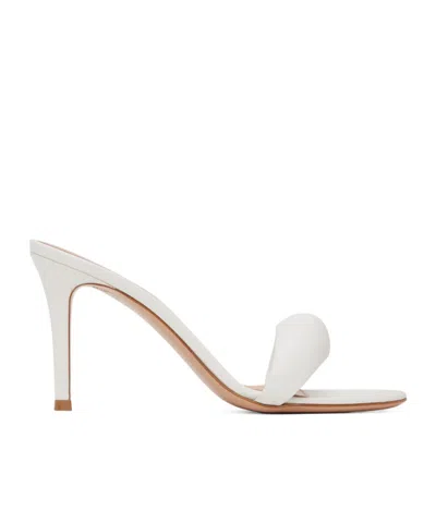 Gianvito Rossi Open-toed Round Head High-heeled Sandals In White