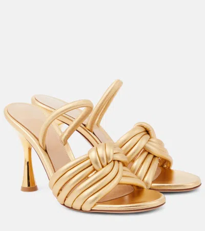 Gianvito Rossi Ottavia Metallic Leather Sandals In Metallic Gold