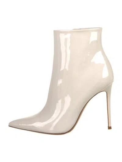 Pre-owned Gianvito Rossi Patent Leather Boots In White