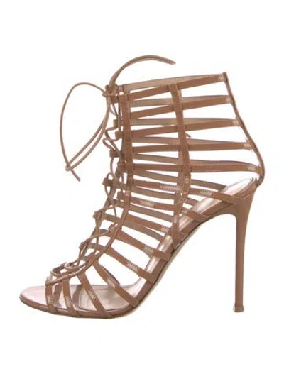 Pre-owned Gianvito Rossi Patent Leather Cutout Accent Gladiator Sandals In Neutral