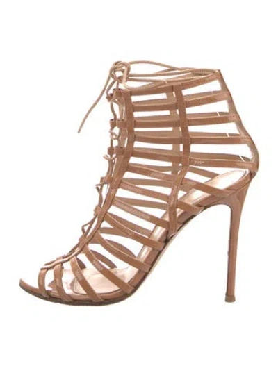 Pre-owned Gianvito Rossi Patent Leather Gladiator Sandals In Neutral