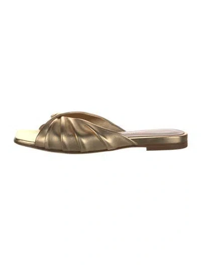 Pre-owned Gianvito Rossi Patent Leather Pleated Accents Slides In Gold