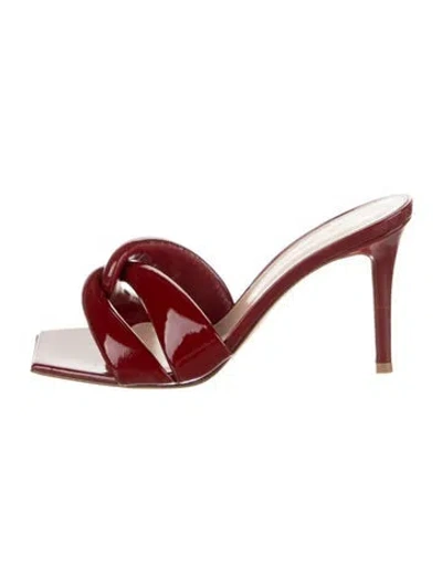 Pre-owned Gianvito Rossi Patent Leather Slides In Red