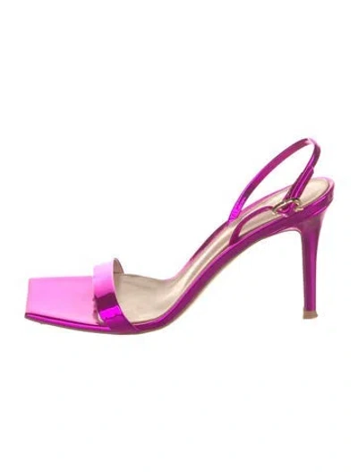 Pre-owned Gianvito Rossi Patent Leather Slingback Sandals