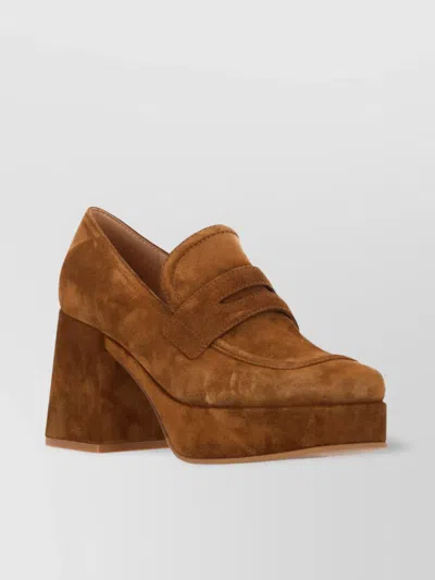 Gianvito Rossi Penny Bar Heeled Loafer In Beige