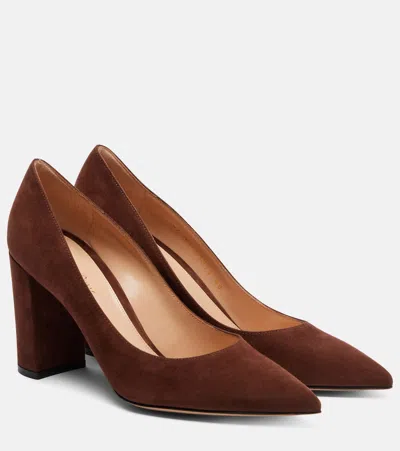 Gianvito Rossi Piper 85 Suede Pumps In Brown