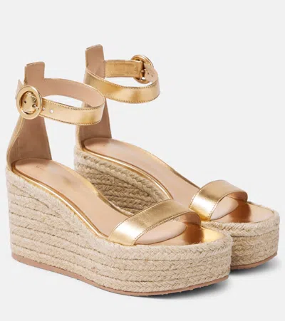 Gianvito Rossi Platform Wedge Sandals 90 In Gold