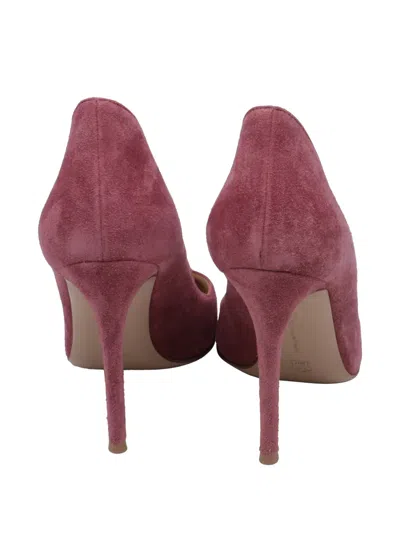 Pre-owned Gianvito Rossi Pointed Suede Pumps In Pink
