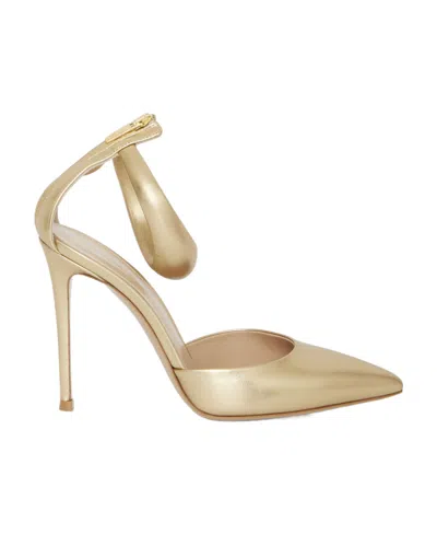 Gianvito Rossi Pointed-toe Ankle-strap Pumps In Nude