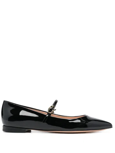 Gianvito Rossi Pointed-toe Buckle-strap Ballerina Shoes In Schwarz