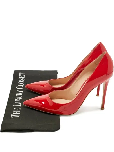 Pre-owned Gianvito Rossi Pointed-toe Leather Pumps In Red