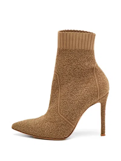 Pre-owned Gianvito Rossi Pointed-toe Ankle Boots In Brown