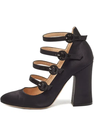 Pre-owned Gianvito Rossi  100mm Buckled Pumps In Black