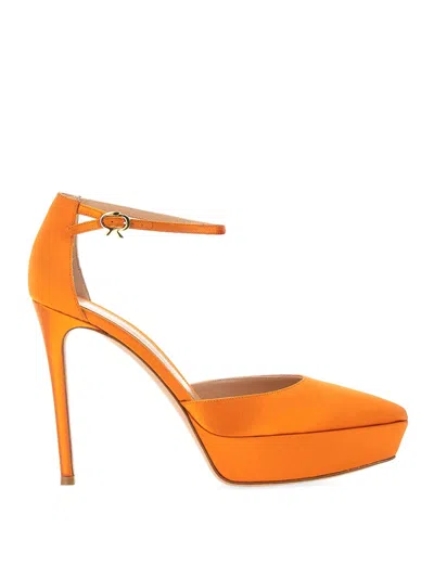 Gianvito Rossi Pump In Suede In Orange