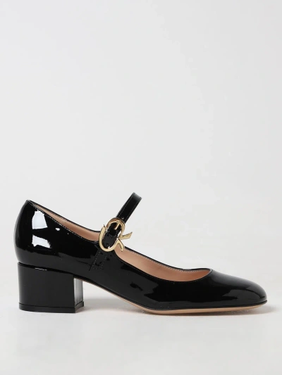 Gianvito Rossi Court Shoes  Woman In Black