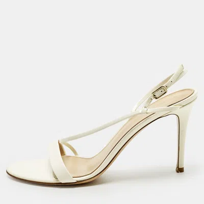 Pre-owned Gianvito Rossi Ribbon Size 40 White Patent Leather Ankle Strap Sandals