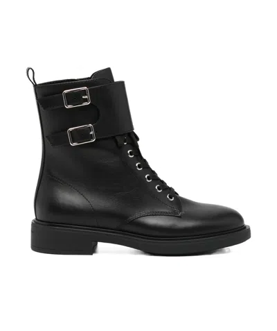 Gianvito Rossi Ripley Buckle Leather Abkle Boots In Black