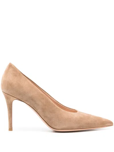 Gianvito Rossi 85mm Robbie Suede Pumps In Neutrals