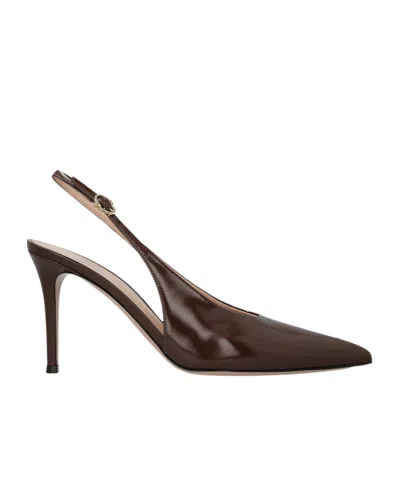 GIANVITO ROSSI GIANVITO ROSSI ROBBIE POINTED TOE SLINGBACK PUMPS