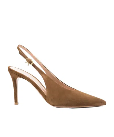 GIANVITO ROSSI GIANVITO ROSSI ROBBIE POINTED TOE SLINGBACK PUMPS