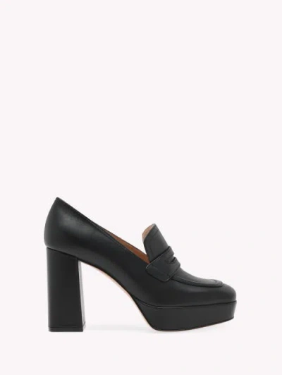 Gianvito Rossi Rouen Pumps In Black