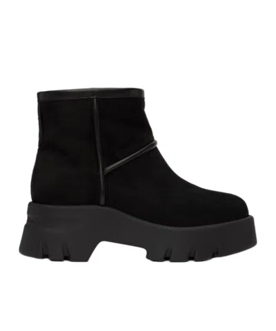 GIANVITO ROSSI ROUND HEAD THICK SOLE SHORT BOOTS