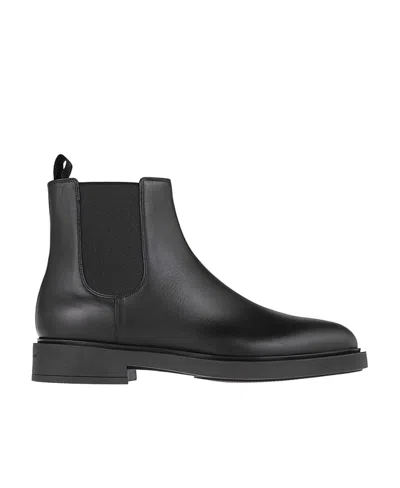 Gianvito Rossi Round-headed Boots In Black