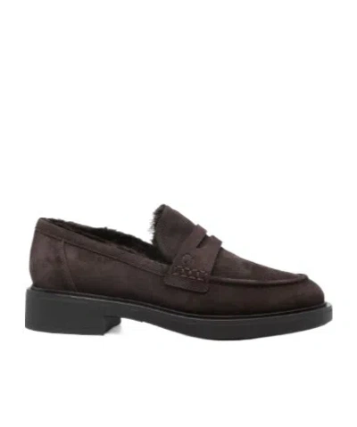 Gianvito Rossi Round-toe Loafers In Black