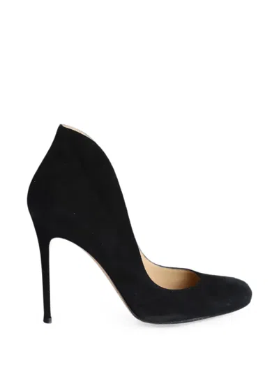 Pre-owned Gianvito Rossi Round-toe Flared Pumps In Black