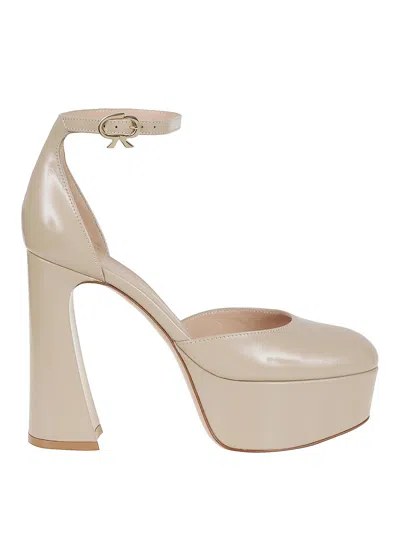 GIANVITO ROSSI SANDALS