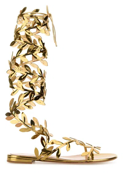 Gianvito Rossi Sandals In Gold