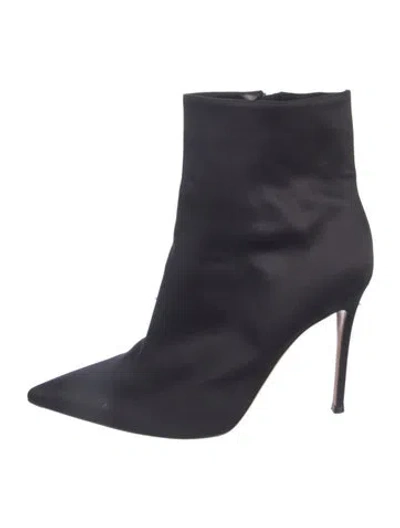 Pre-owned Gianvito Rossi Satin Boots In Black
