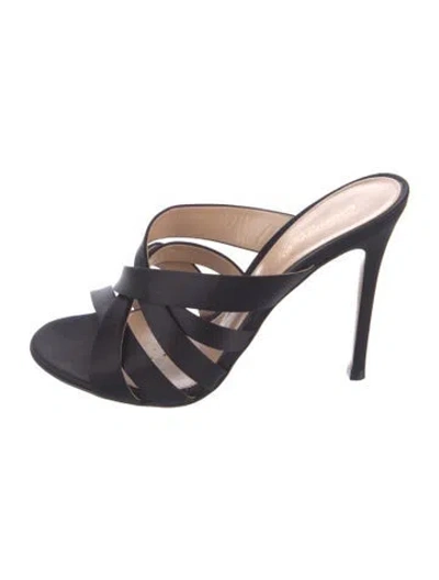 Pre-owned Gianvito Rossi Satin Mules In Black