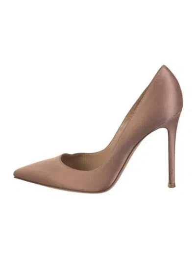 Pre-owned Gianvito Rossi Satin Pumps In Neutral