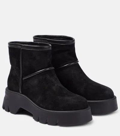 Gianvito Rossi Shearling-lined Suede Ankle Boots In Black