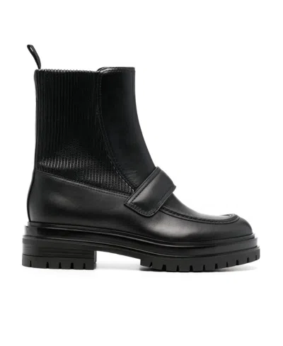 Gianvito Rossi Short Tube Splicing Boots In Black