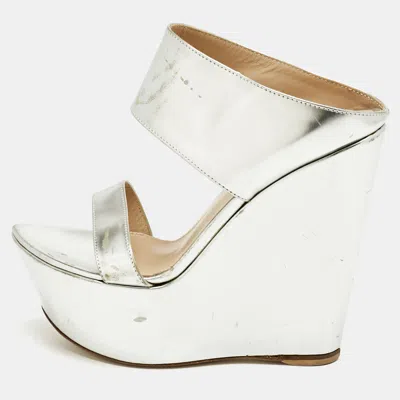 Pre-owned Gianvito Rossi Silver Leather Wedge Sandals Size 36