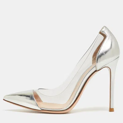 Pre-owned Gianvito Rossi Silver Pvc And Leather Plexi Pumps Size 36