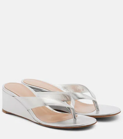 Gianvito Rossi Sofia Metallic Leather Wedge Thong Sandals In White