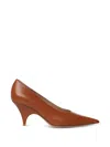 Gianvito Rossi Simple Handcrafted Leather Shoes In Brown
