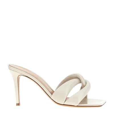 Gianvito Rossi Amour Twisted Detail Mules In White