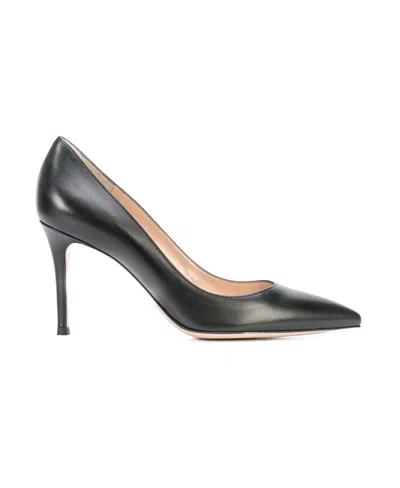 Gianvito Rossi Stiletto Pumps In Black