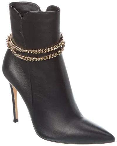 Gianvito Rossi Stirling 150 Leather Bootie In Black