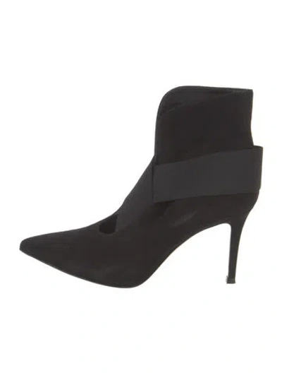 Pre-owned Gianvito Rossi Suede Boots In Black
