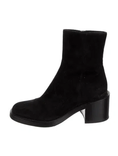 Pre-owned Gianvito Rossi Suede Boots In Black